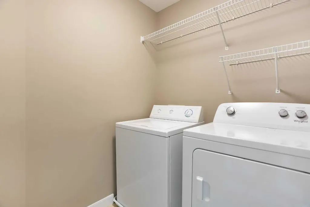 714 Auburn Bay Heights SE Calgary AB T3M 1K9