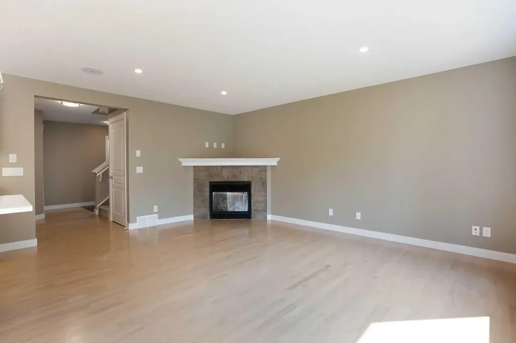 714 Auburn Bay Heights SE Calgary AB T3M 1K9