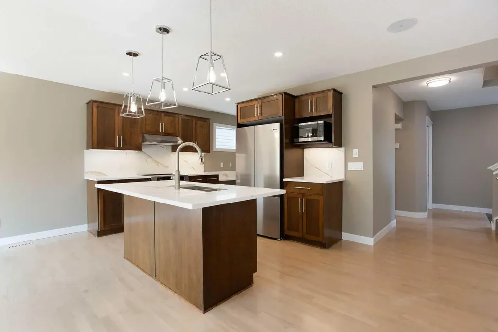 714 Auburn Bay Heights SE Calgary AB T3M 1K9