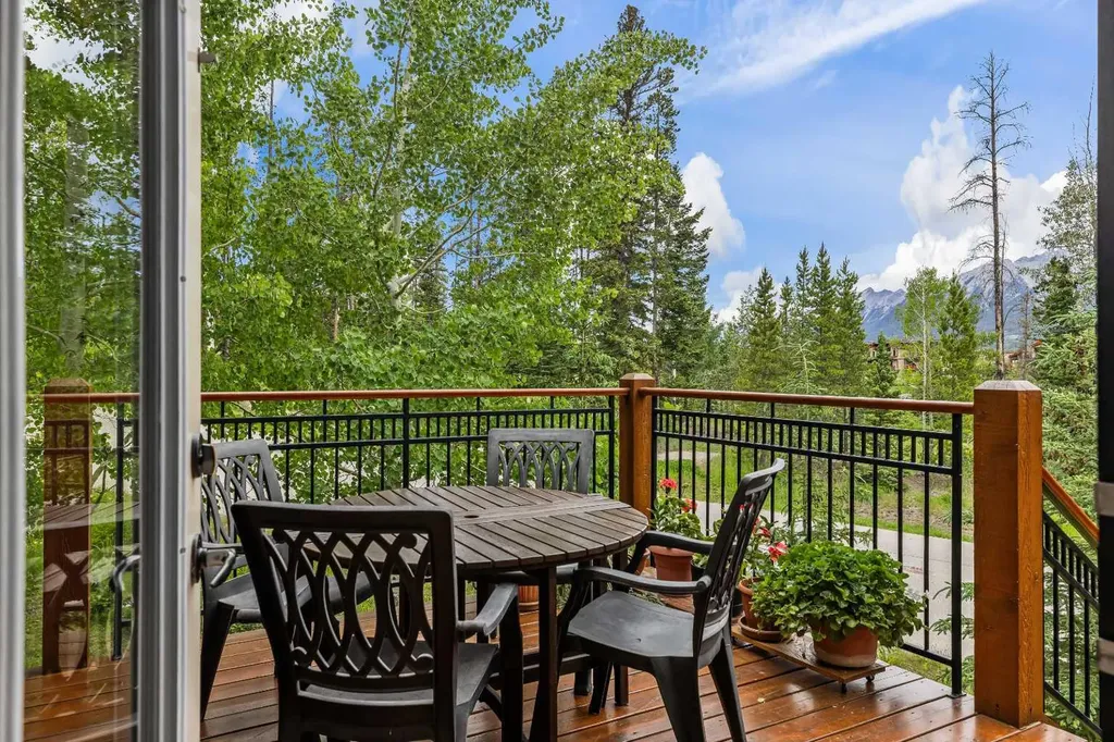 101 Armstrong Place Canmore AB T1W 3M2