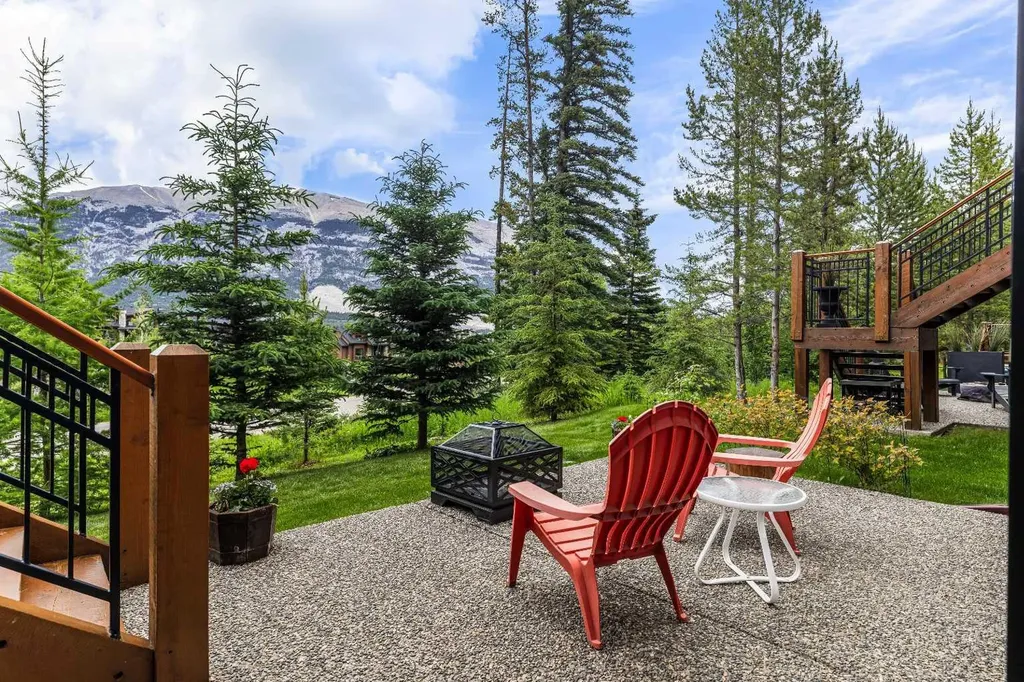 101 Armstrong Place Canmore AB T1W 3M2