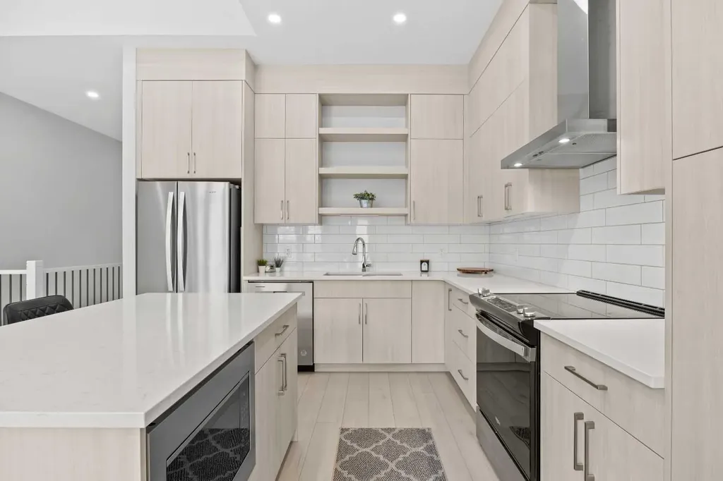 108 Wolf Crescent Okotoks AB T1S 5X1
