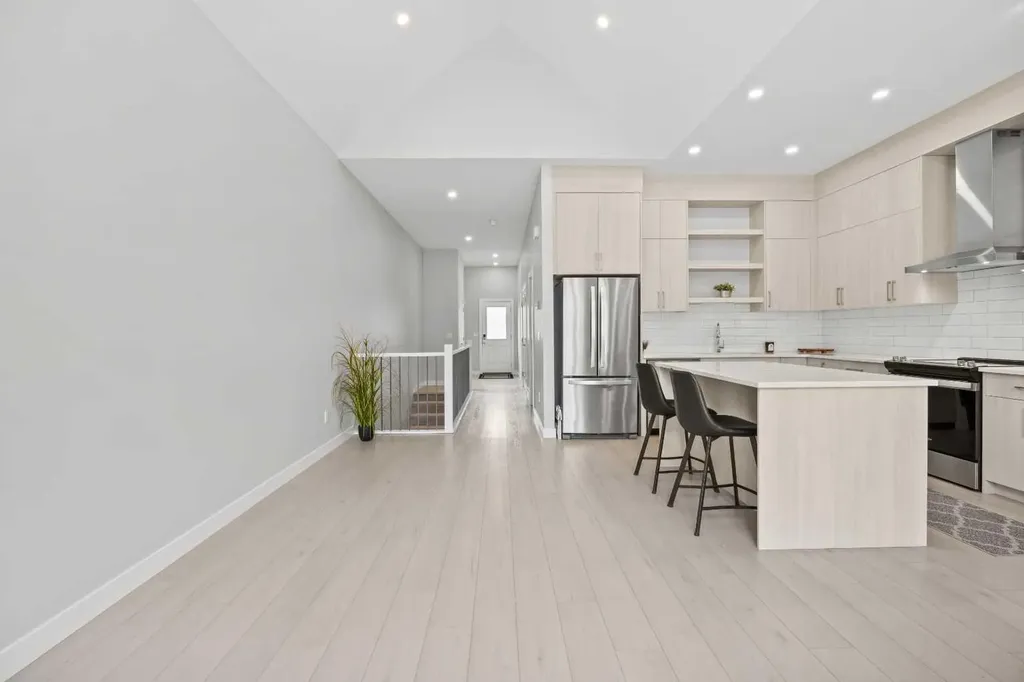 108 Wolf Crescent Okotoks AB T1S 5X1