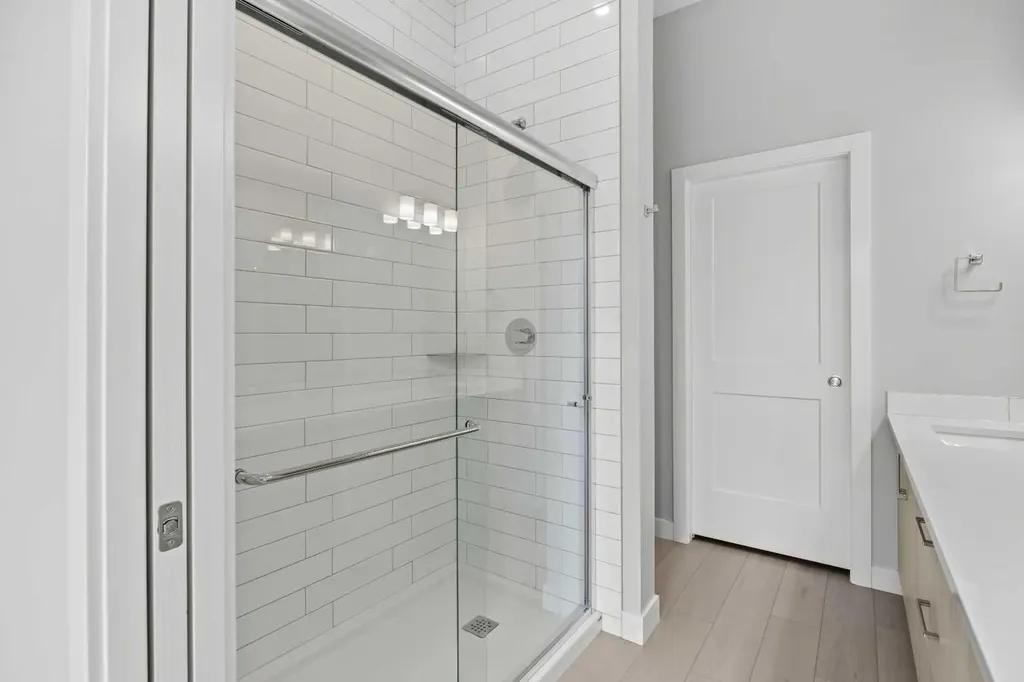 108 Wolf Crescent Okotoks AB T1S 5X1