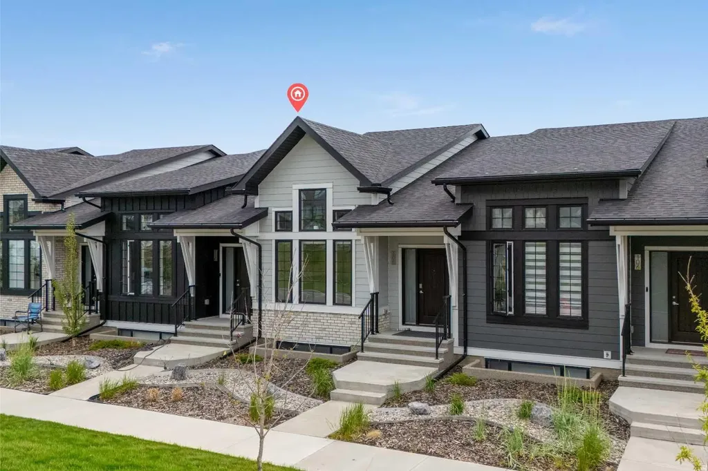 108 Wolf Crescent Okotoks AB T1S 5X1