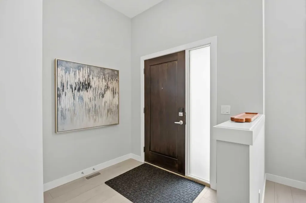 108 Wolf Crescent Okotoks AB T1S 5X1
