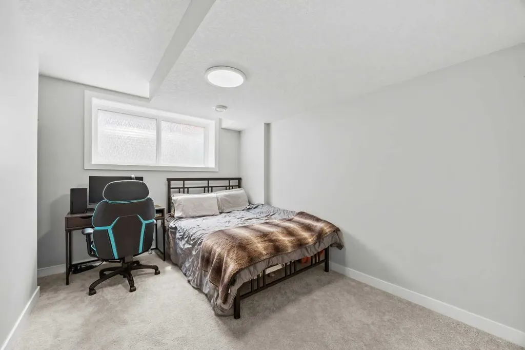 108 Wolf Crescent Okotoks AB T1S 5X1