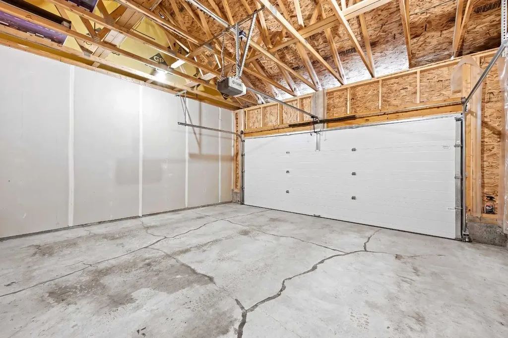 108 Wolf Crescent Okotoks AB T1S 5X1
