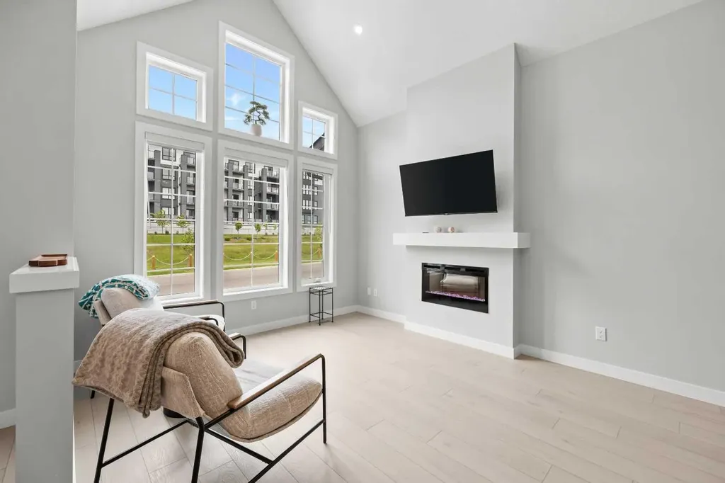 108 Wolf Crescent Okotoks AB T1S 5X1