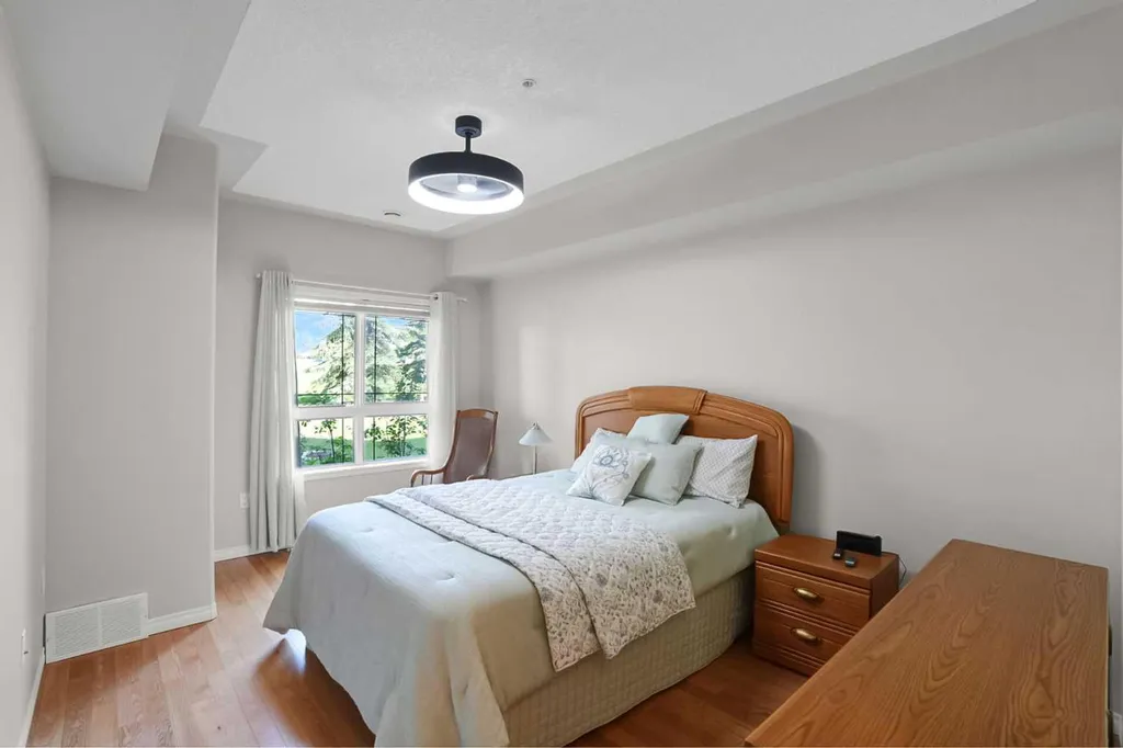 60 Sierra Morena Landing SW Calgary AB T3H 5H1