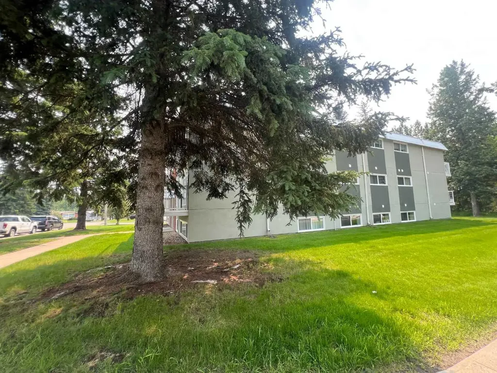 414 41 Street Edson AB T7E 1Z9