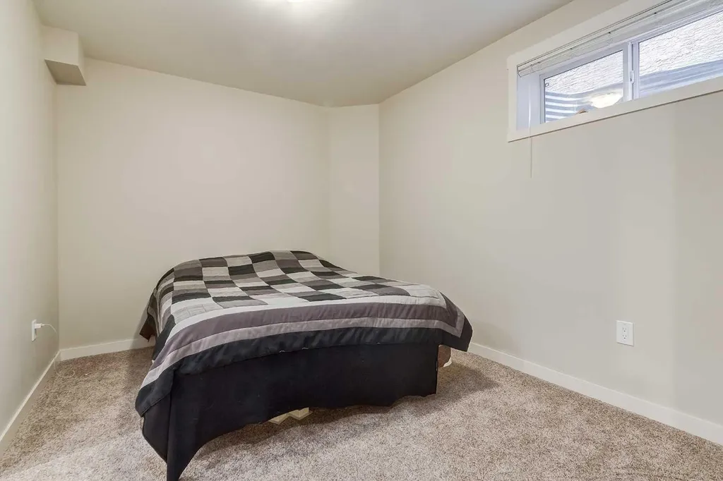 310 8 Avenue NE Calgary AB T2E 0P9