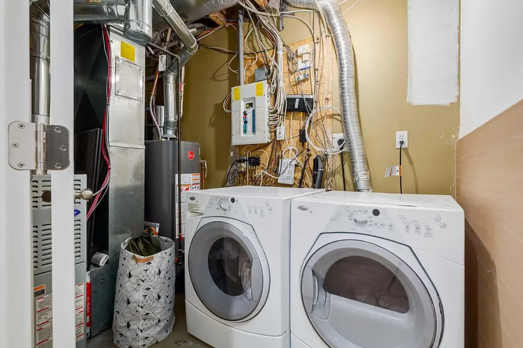 310 8 Avenue NE Calgary AB T2E 0P9