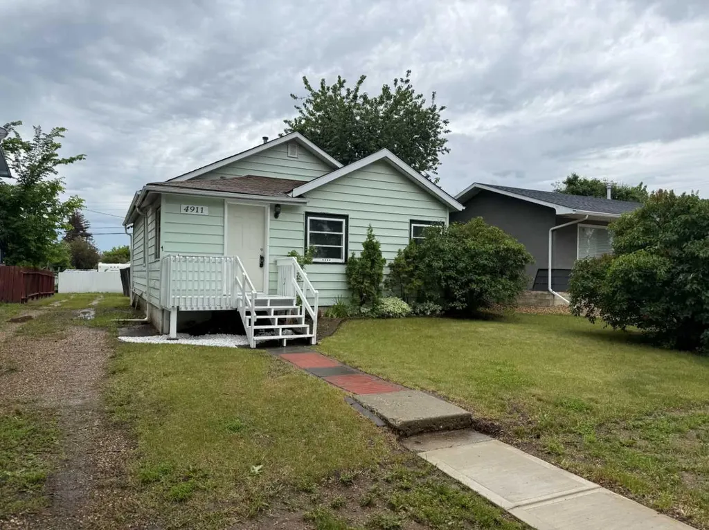 4911 53 Avenue Grimshaw AB T0H 1M0