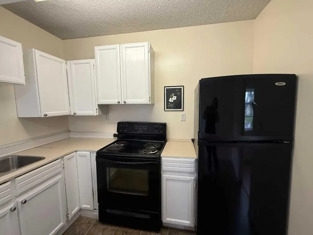 4911 53 Avenue Grimshaw AB T0H 1M0