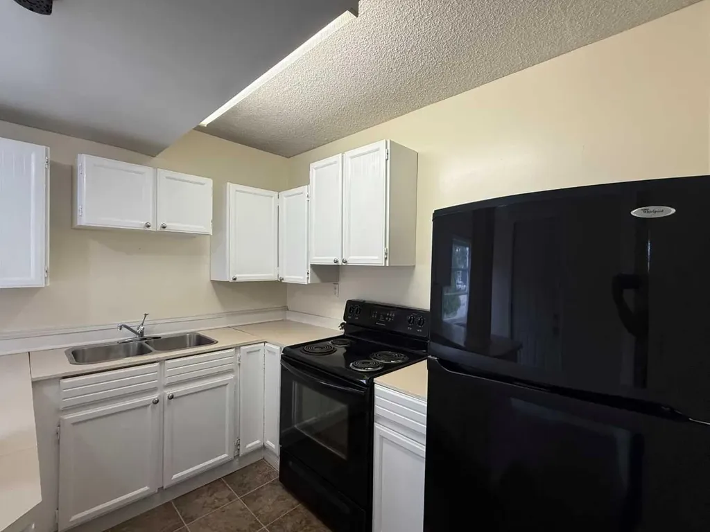 4911 53 Avenue Grimshaw AB T0H 1M0