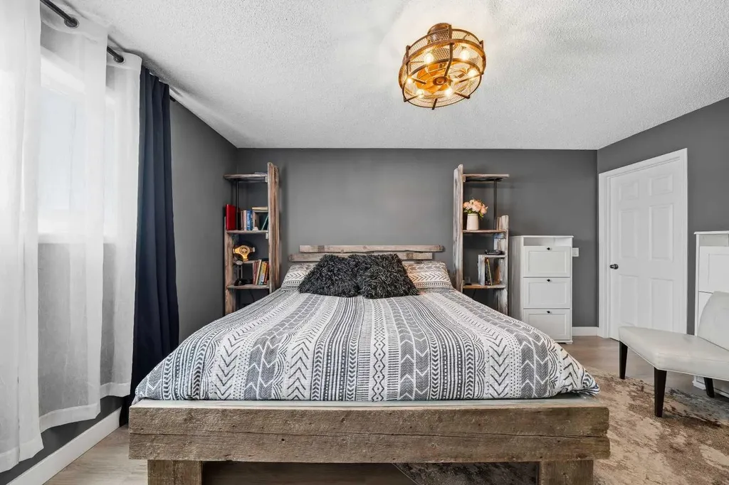 119 Applemont Close SE Calgary AB T2A 7S3