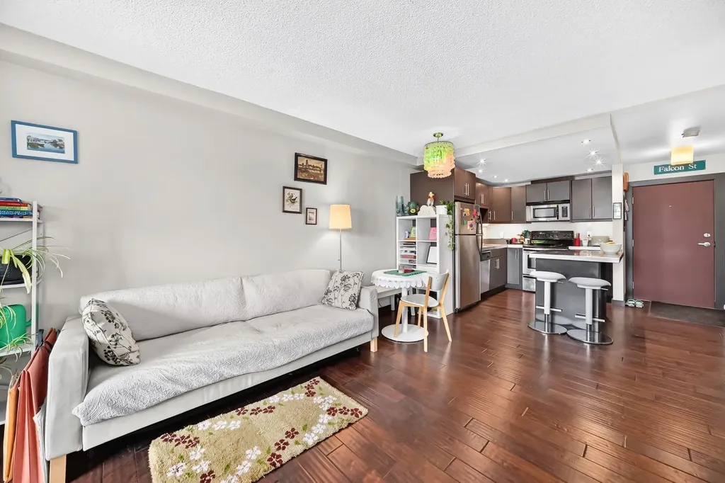 1301 17 Avenue NW Calgary AB T2M 0R2