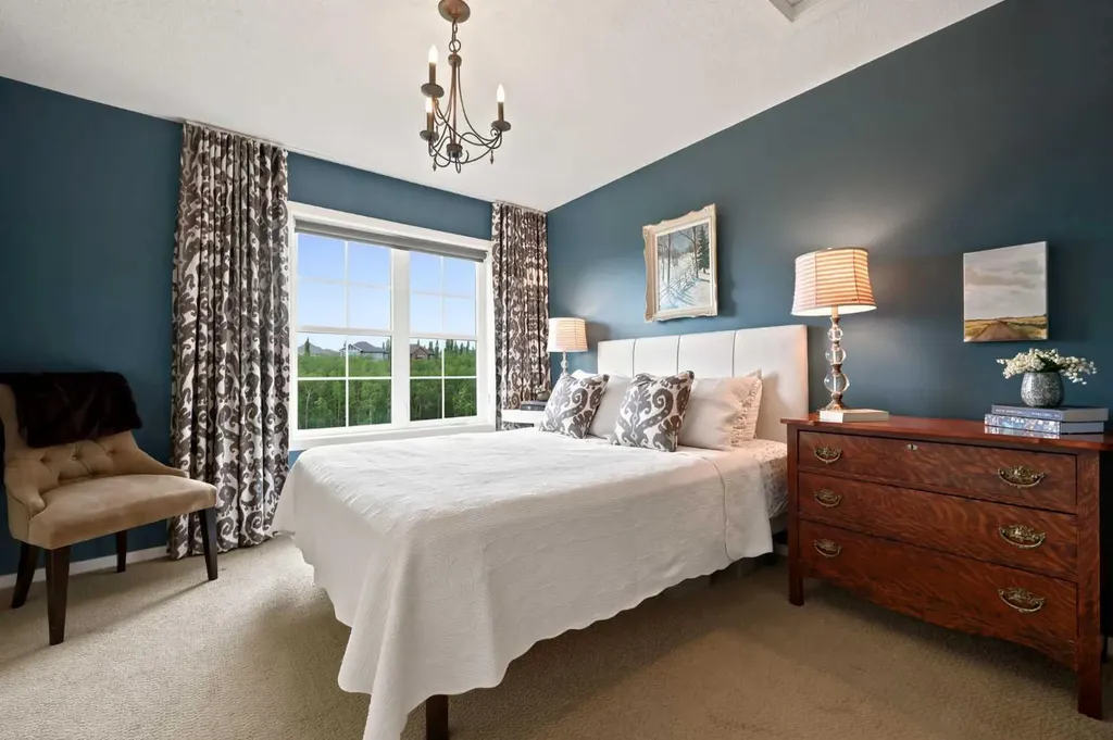153 Ascot Point SW Calgary AB T3H0X1