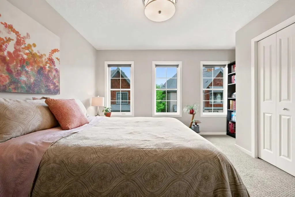 153 Ascot Point SW Calgary AB T3H0X1
