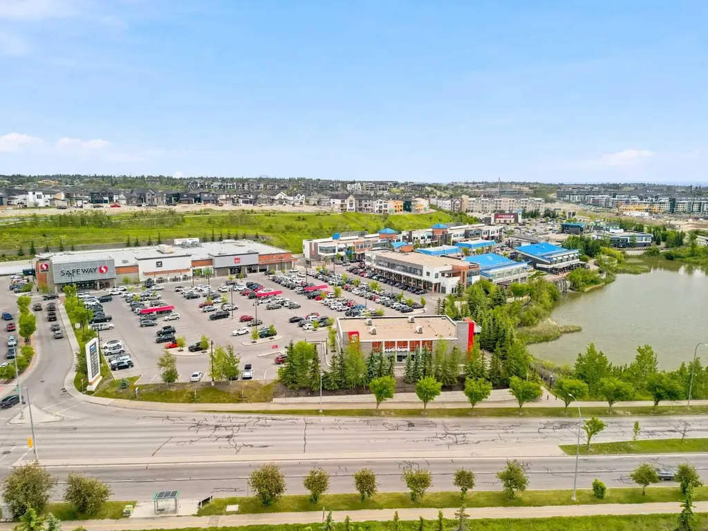 153 Ascot Point SW Calgary AB T3H0X1