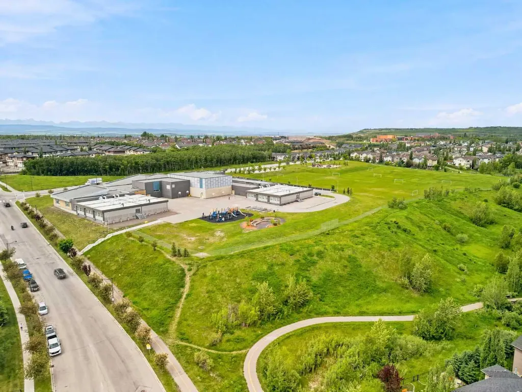 153 Ascot Point SW Calgary AB T3H0X1