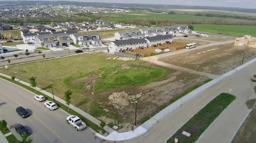 4078 Ryders Ridge Boulevard Sylvan Lake AB T4S0T5