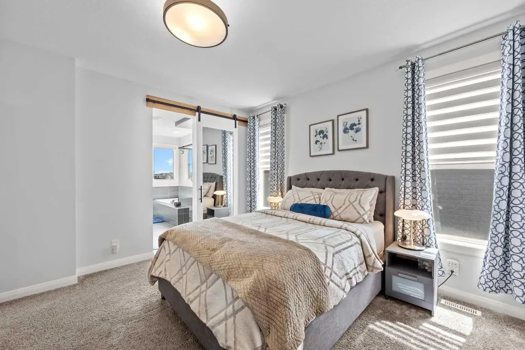 195 Evansfield Close NW Calgary AB T3P 1V7