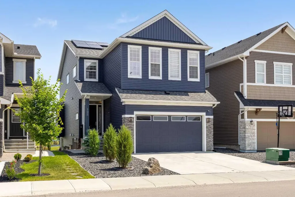 195 Evansfield Close NW Calgary AB T3P 1V7