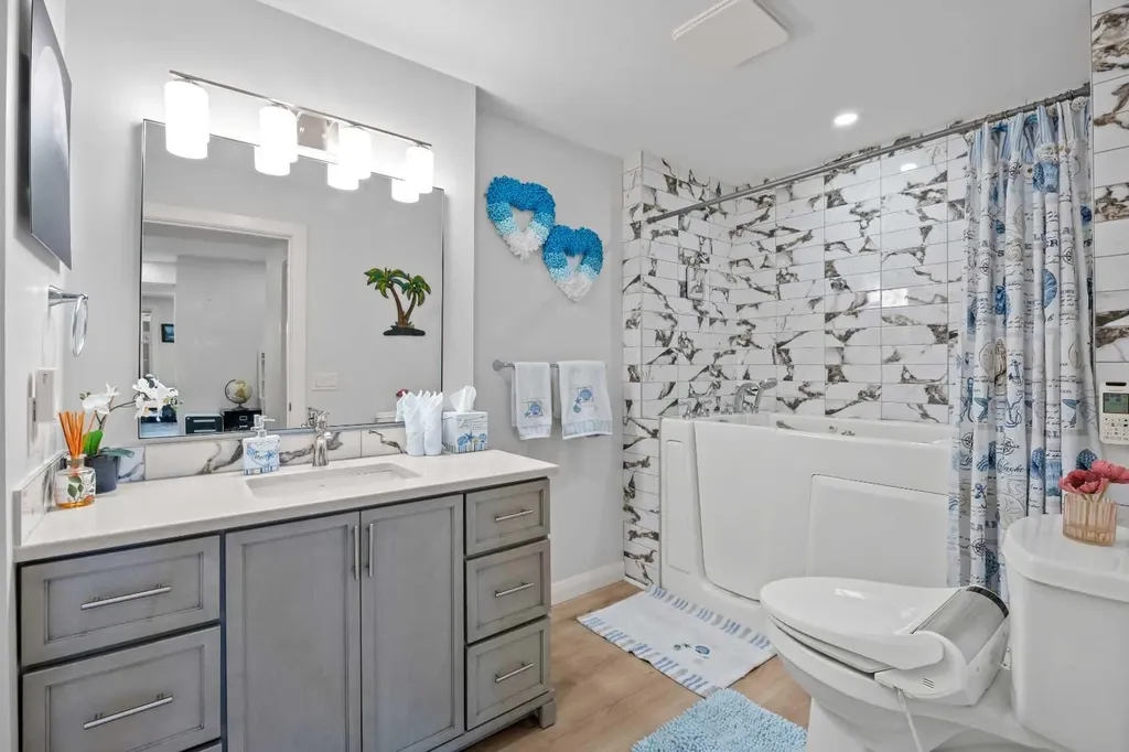 195 Evansfield Close NW Calgary AB T3P 1V7