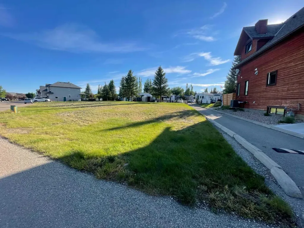 95 White Pelican Way Rural Vulcan County AB T0L 1G0