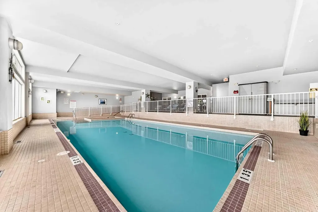 15 Everstone Drive SW Calgary AB T2Y 5B5