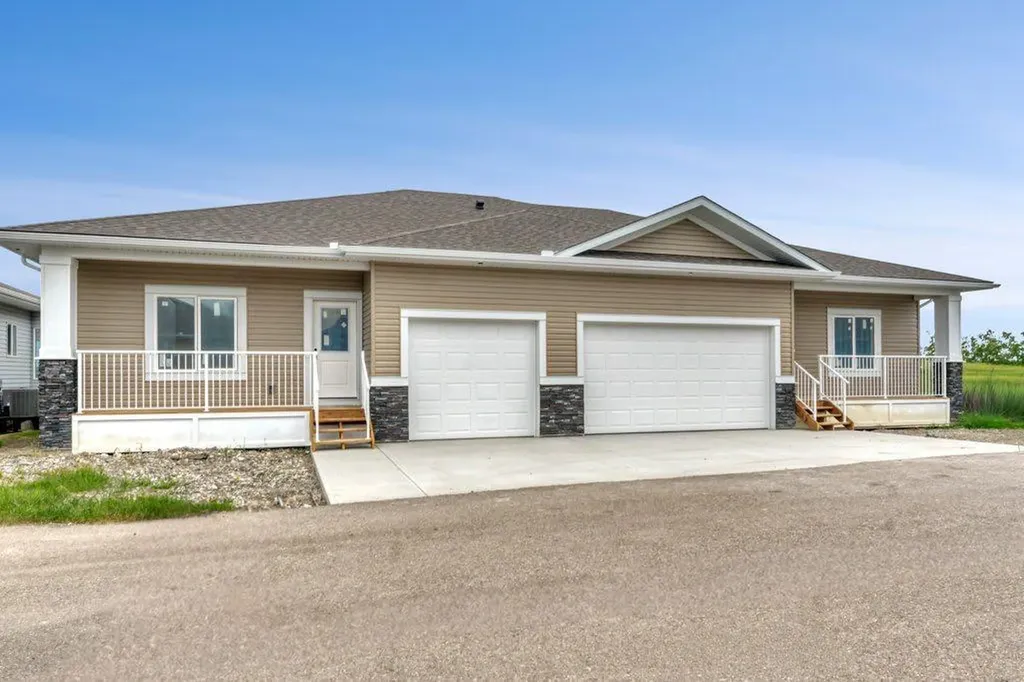 160 Ridgestone Lane Diamond Valley AB T0L2A0