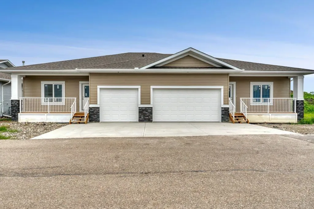160 Ridgestone Lane Diamond Valley AB T0L2A0