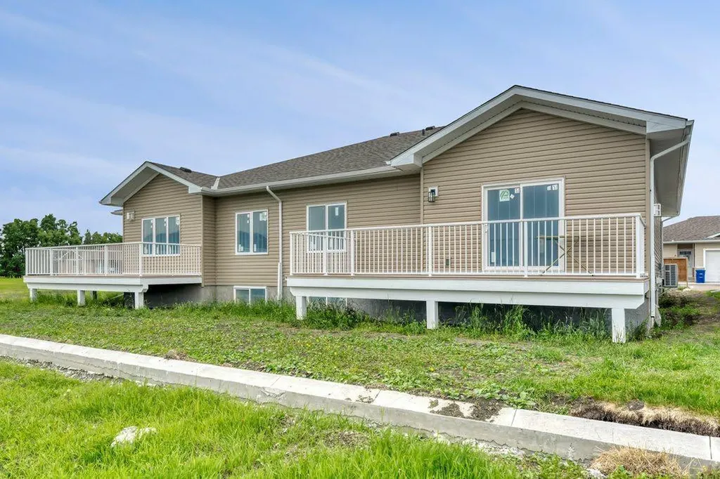 160 Ridgestone Lane Diamond Valley AB T0L2A0