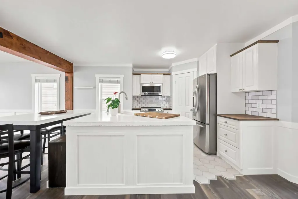 53 Covebrook Close NE Calgary AB T3K 6J5