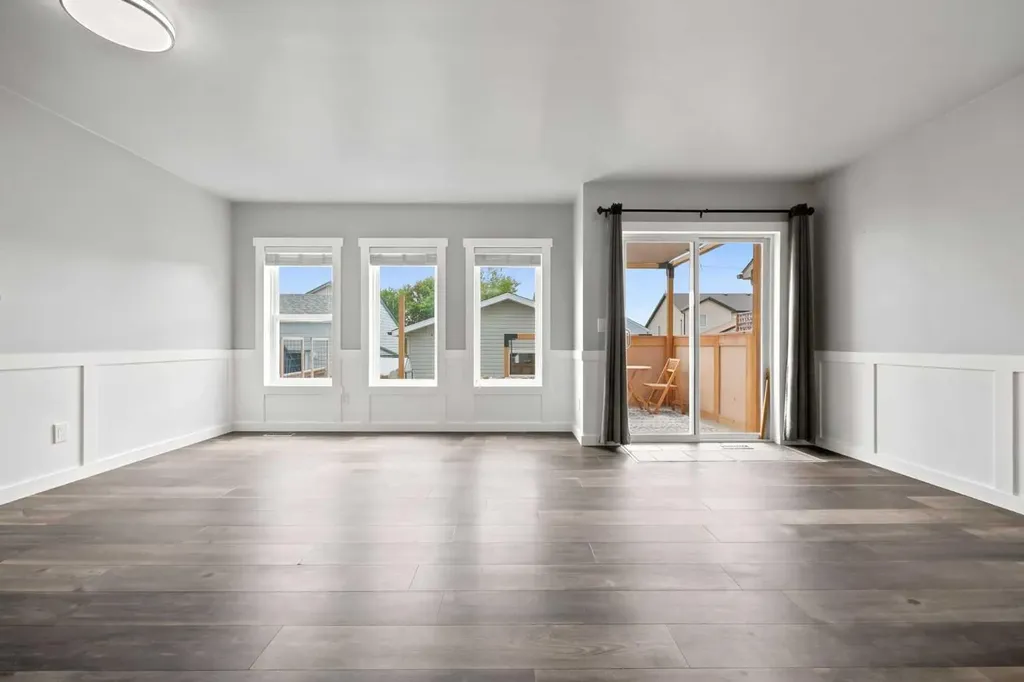 53 Covebrook Close NE Calgary AB T3K 6J5