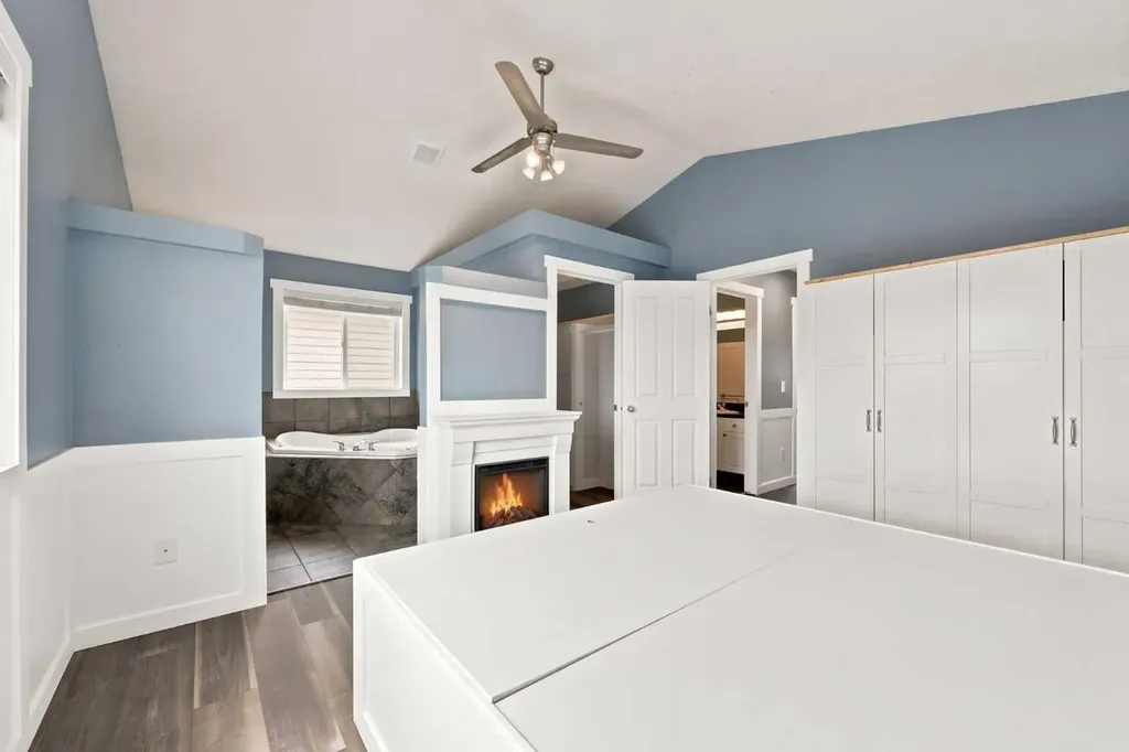 53 Covebrook Close NE Calgary AB T3K 6J5