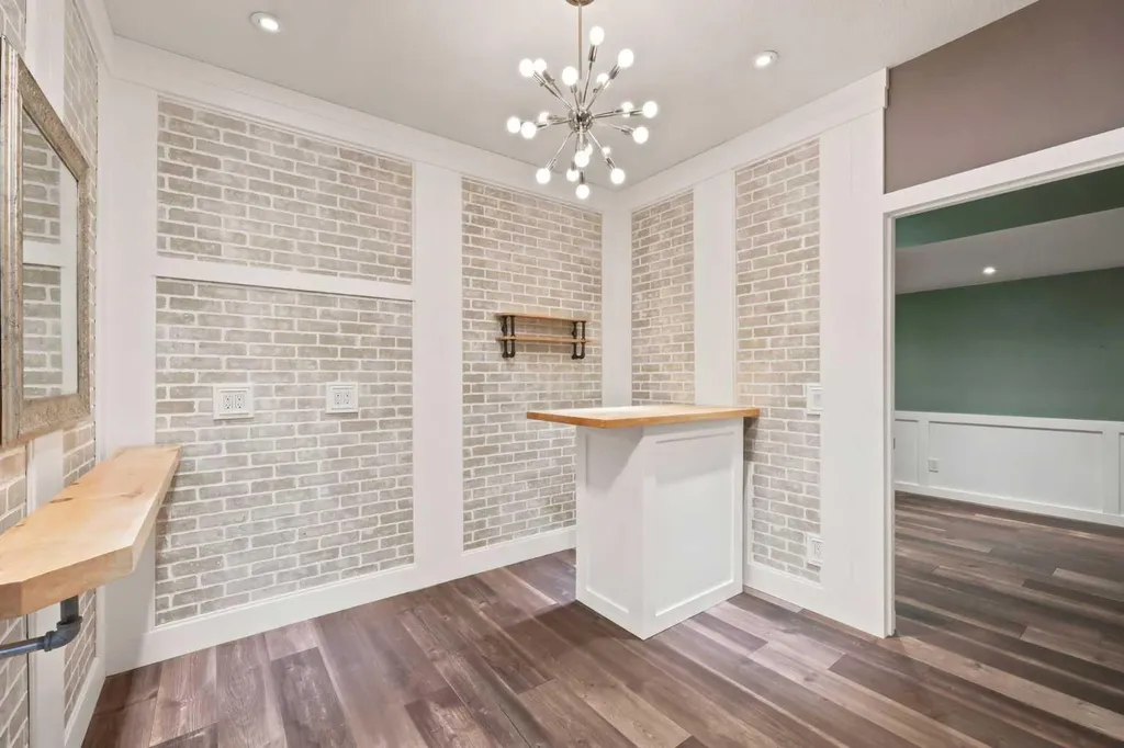 53 Covebrook Close NE Calgary AB T3K 6J5