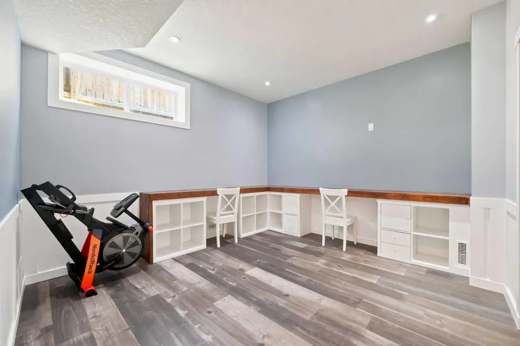 53 Covebrook Close NE Calgary AB T3K 6J5