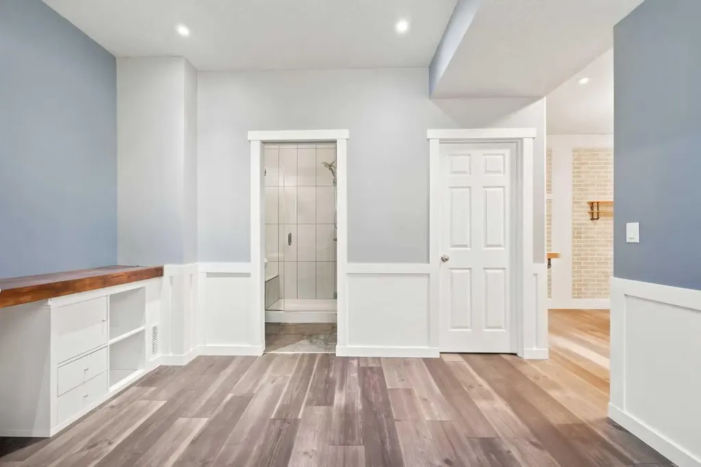 53 Covebrook Close NE Calgary AB T3K 6J5