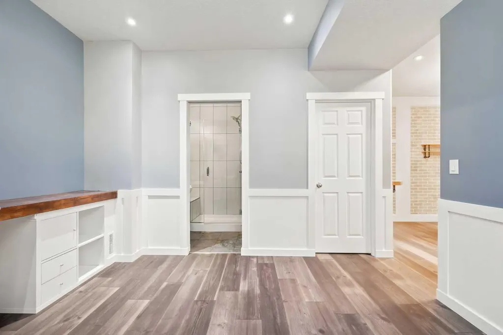 53 Covebrook Close NE Calgary AB T3K 6J5