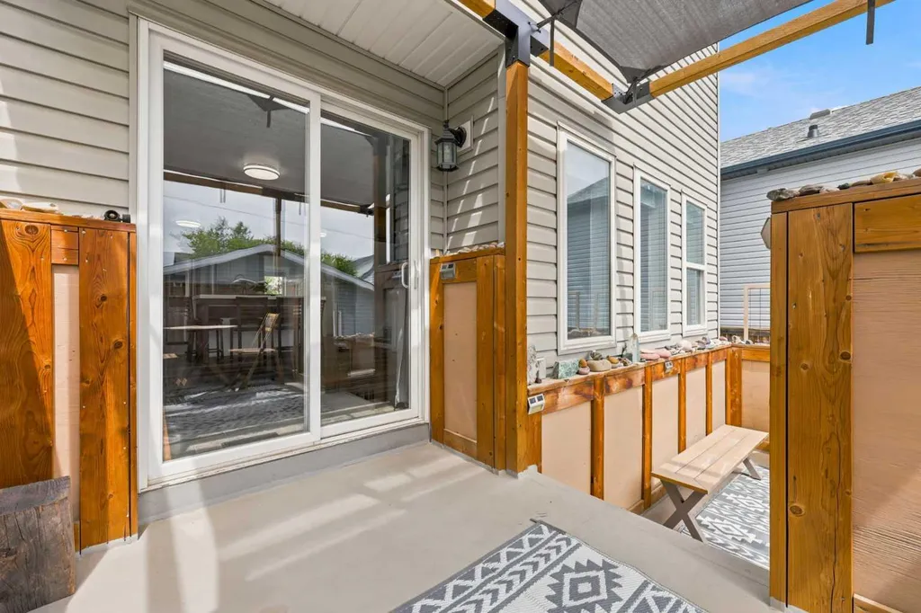 53 Covebrook Close NE Calgary AB T3K 6J5