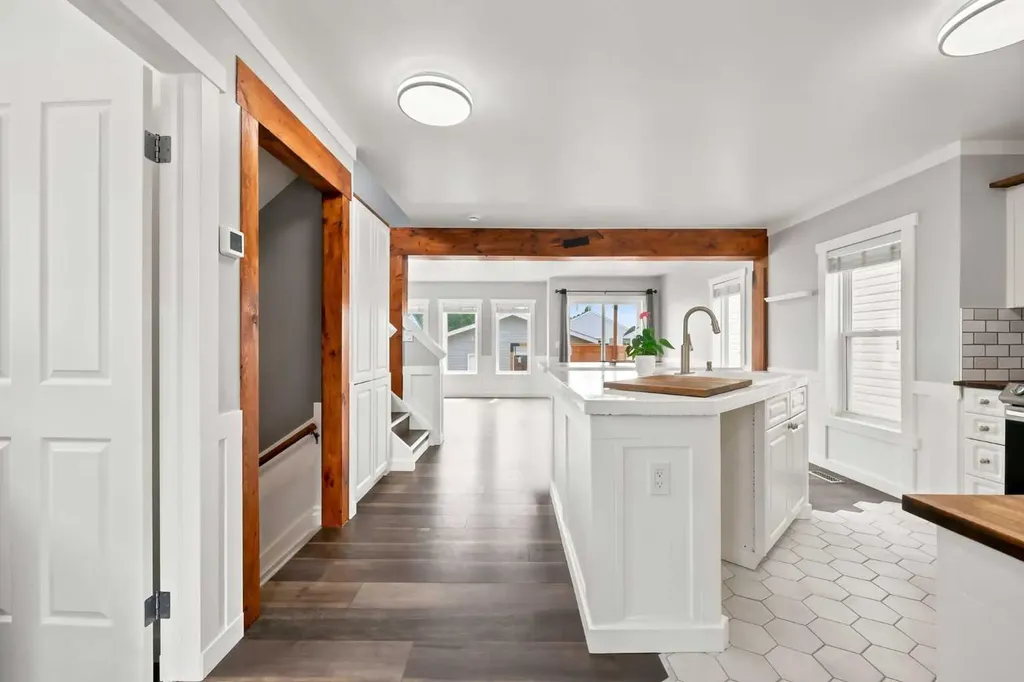 53 Covebrook Close NE Calgary AB T3K 6J5