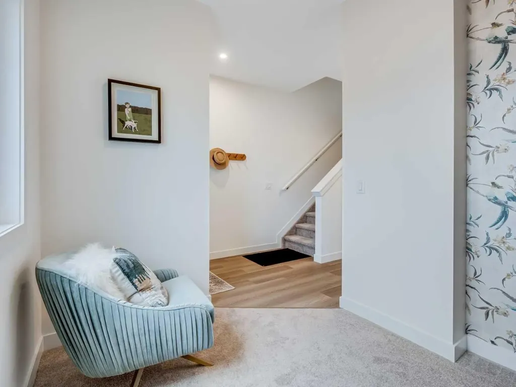 200 Southridge Drive Okotoks AB T1S 5P9