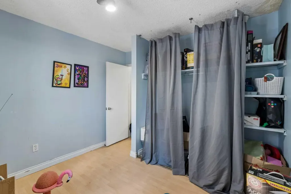 1824 11 Avenue SW Calgary AB T3C0N7
