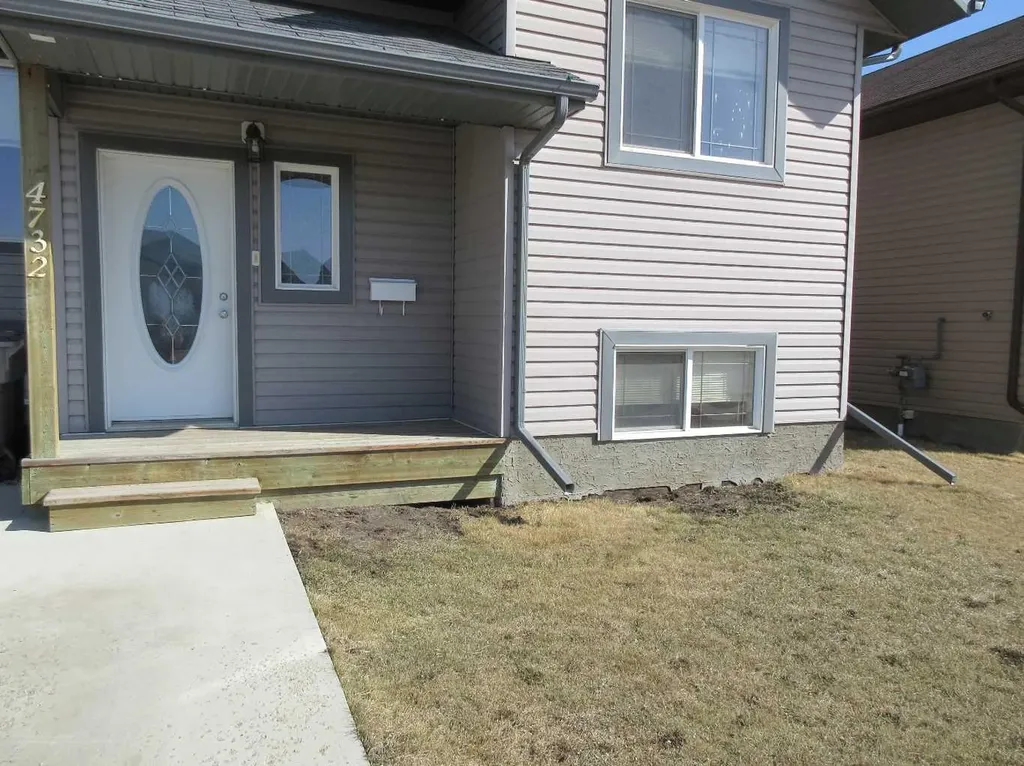 4732 18 Street Lloydminster SK S9V 1K1