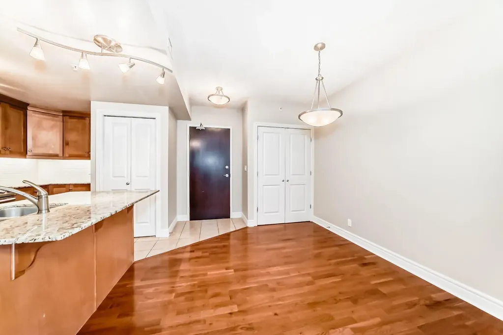 920 5 Avenue SW Calgary AB T2P 5P6