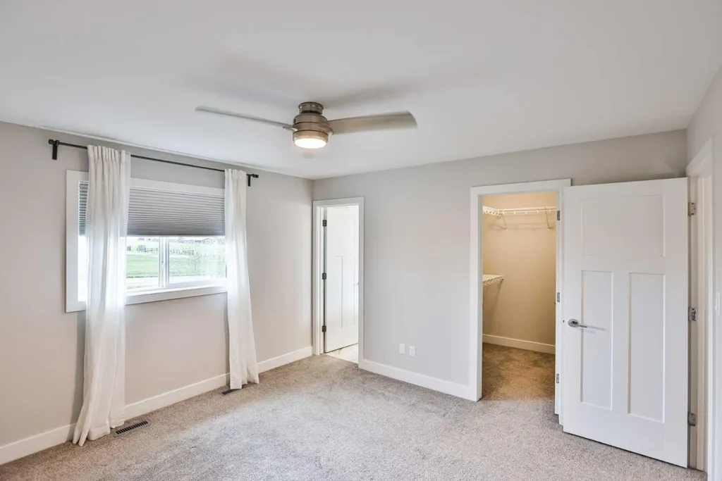 470 Bluebell Lane W Lethbridge AB T1J 5S4