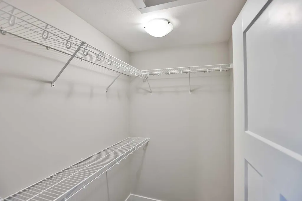470 Bluebell Lane W Lethbridge AB T1J 5S4